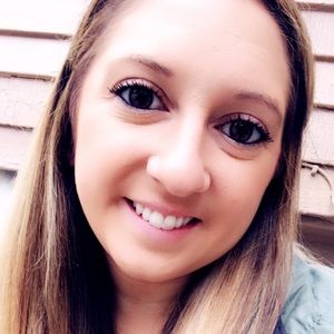 Meet your Posher, Carlee